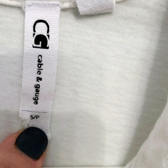 Cable & Gauge Sleeveless Button Down - Picture 2 of 3